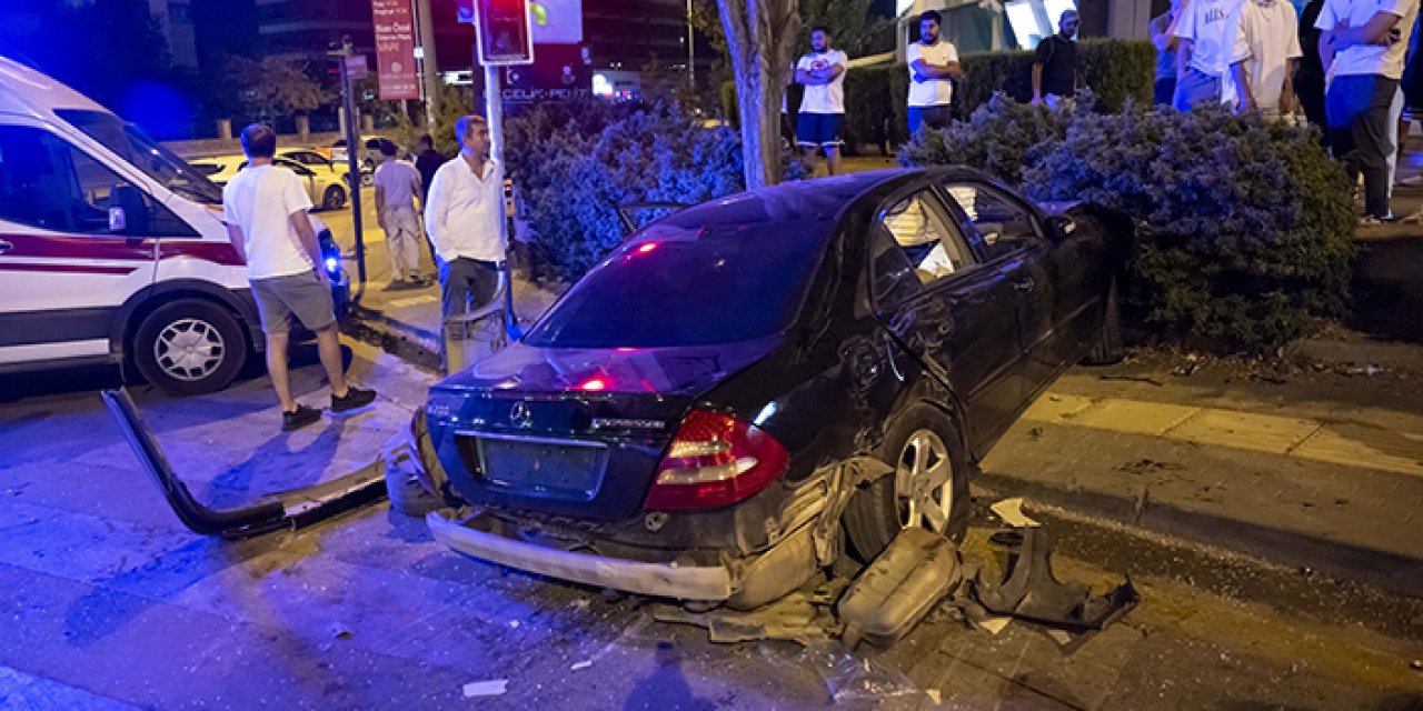 Ankara Da Feci Kaza Yaral