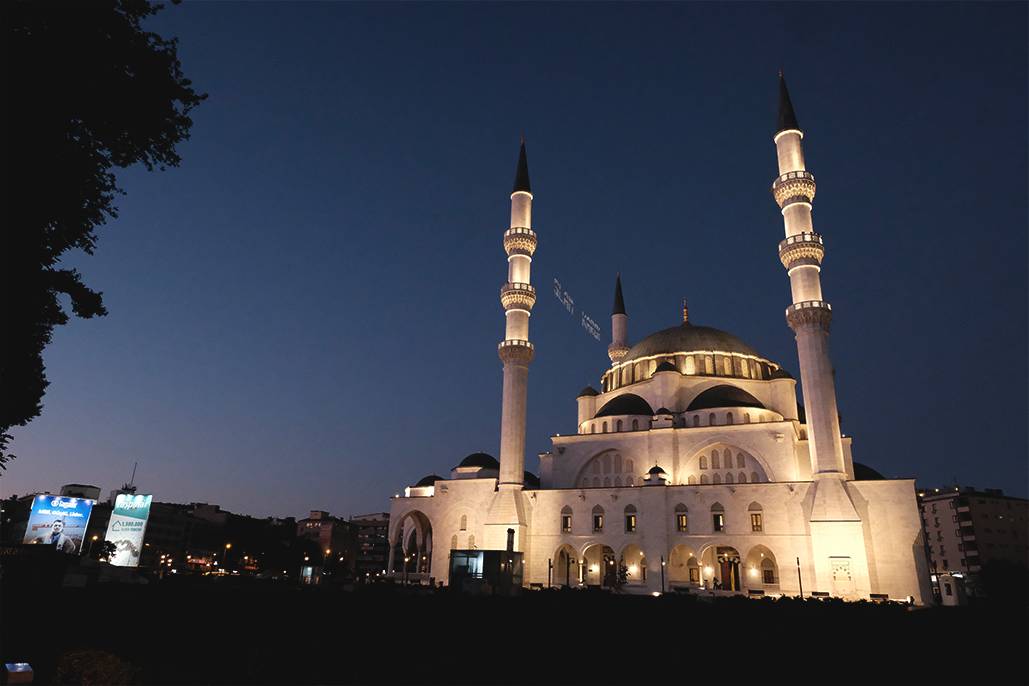 Başkentte parlayan yıldız: Melike Hatun Camii 4