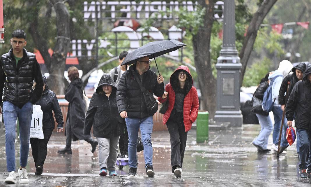 Ankara yağmura teslim oldu! 9