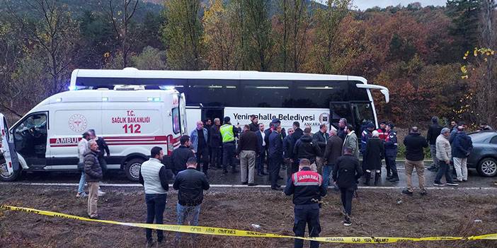 Amasya'da yolcu otobüsü devrildi: 27 kişi yaralı 1