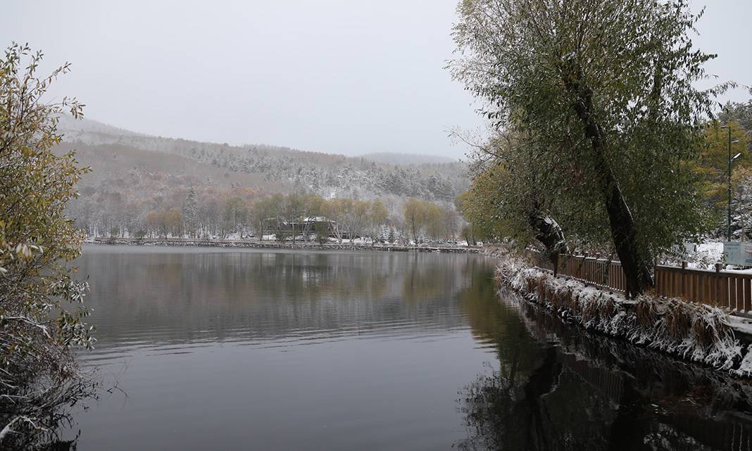 Başkent’te Karagöl Tabiat Parkı karlar altında kaldı 13