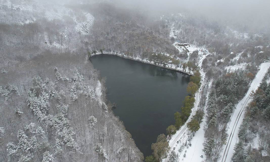 Başkent’te Karagöl Tabiat Parkı karlar altında kaldı 3