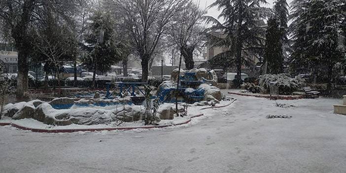 Konya'da mevsimin ilk karı bakın nereye düştü... 4