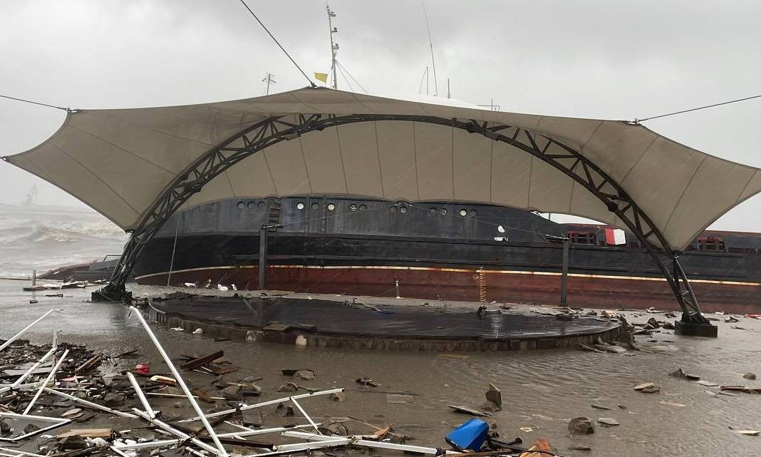 Zonguldak'ta fırtına büyük hasara yol açtı: Belediye başkanından endişe verici açıklama 6