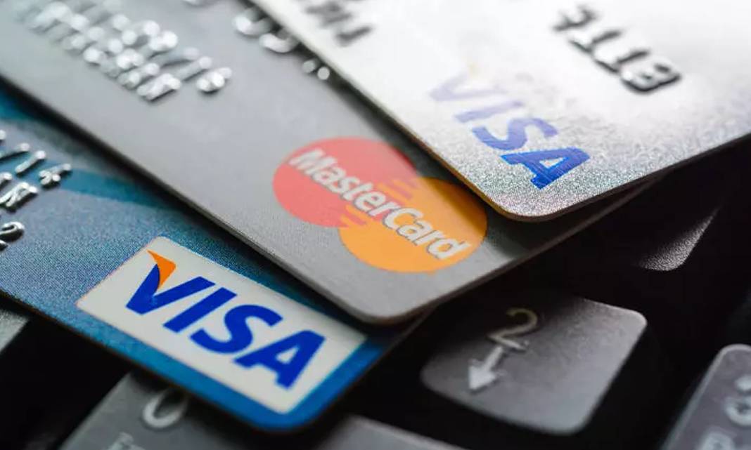Kredi kartı kullananlara kötü haber: Toplu kesinti yapılacak! 1