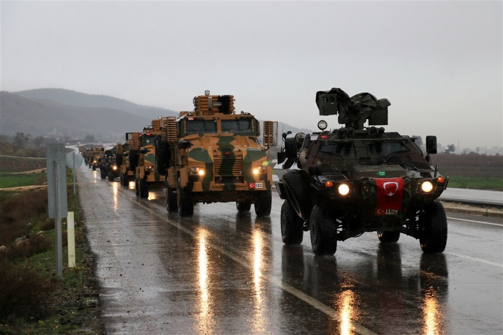 Çok sayıda zırhlı araç Afrin’e girmek için sınıra ulaştı 34