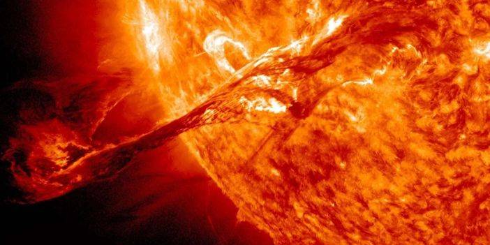 Son yılların devasa Güneş patlaması: Radyo sinyalleri devre dışı! 1