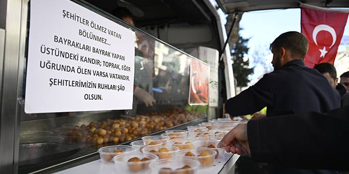 Ankara'da şehitler anıldı: Lokma ve çorba dağıtıldı! 5