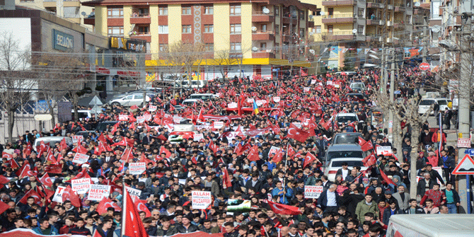 On binlerce Pursaklarlı Mehmetçiğe destek için yürüdü 16