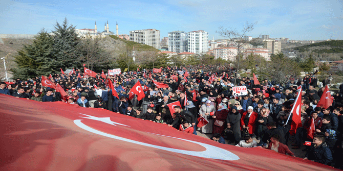 On binlerce Pursaklarlı Mehmetçiğe destek için yürüdü 19