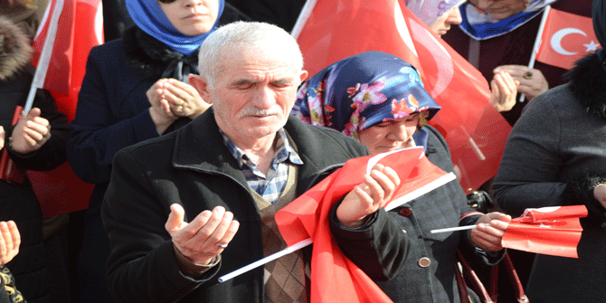 On binlerce Pursaklarlı Mehmetçiğe destek için yürüdü 24