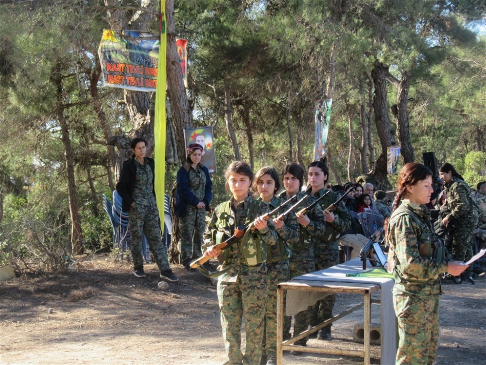 Hafıza kartlarından YPG/PKK’nın “çocuk savaşçıları” çıktı 8