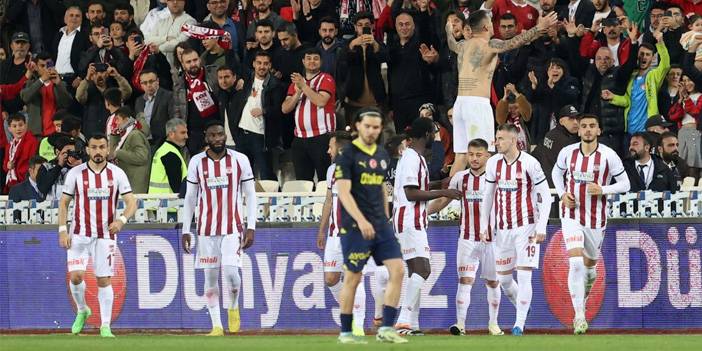 Sivasspor maçı sonrası olanlar oldu! Fenerbahçe'de 9 ayrılık birden 9
