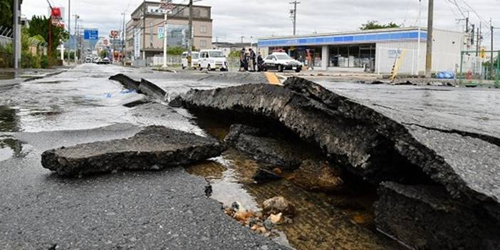 Büyük deprem: 6,9 büyüklüğünde sallandılar 5