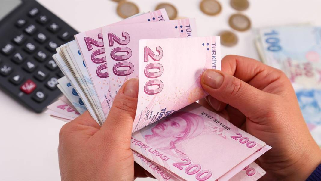 Emeklilere müjde: Bankalar promosyonlara zam yaptı 18