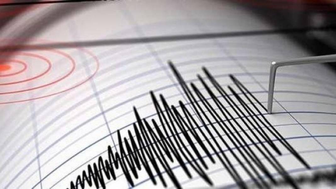 6 ve 5,2 büyüklüğünde iki deprem 3