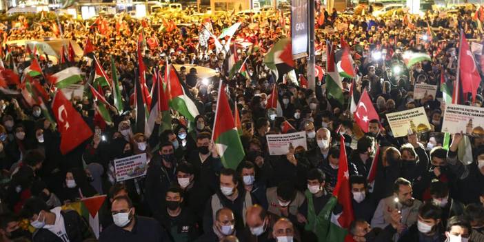 Tel Aviv birbirine girdi! Binlerce kişi Netanyahu'yu protesto etti... 2