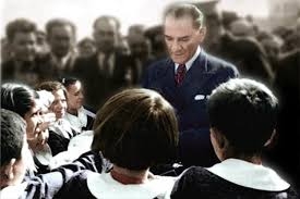 Atatürk'ün çocuk sevgisi 12