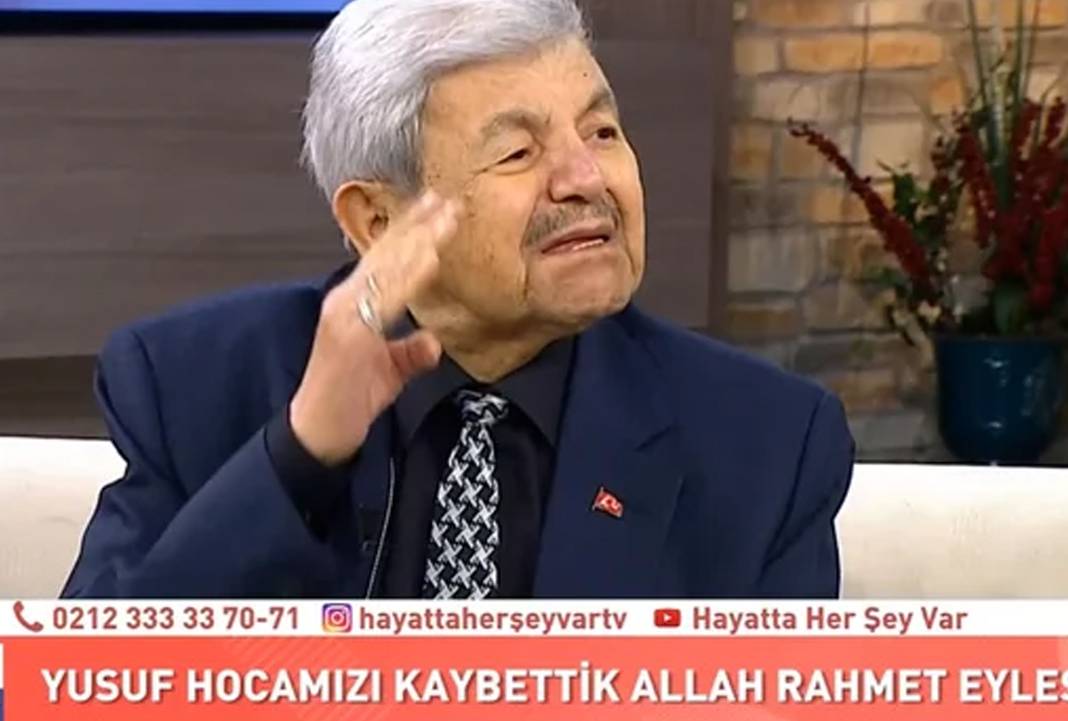 Ünlü hoca hayatını kaybetti! Yusuf Kavaklı bugün toprağa verilecek 4