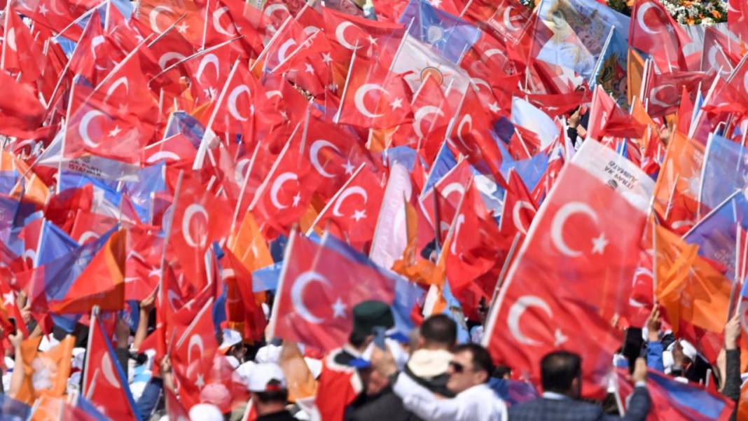 AK Parti'de büyük değişim: O isimlerin istifaları istenecek 5