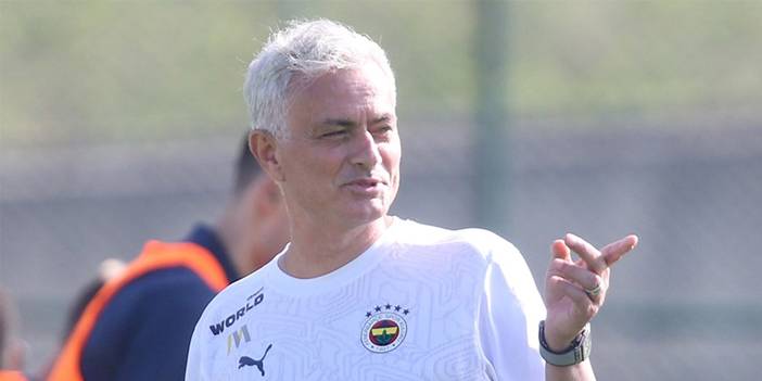 Mourinho'dan Fenerbahçe yönetiminin elini rahatlatacak istek 4