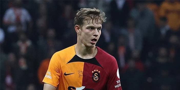 Okan Buruk 3 futbolcunun biletini kesti: Ayrılık sayısı 5'e çıkabilir 4