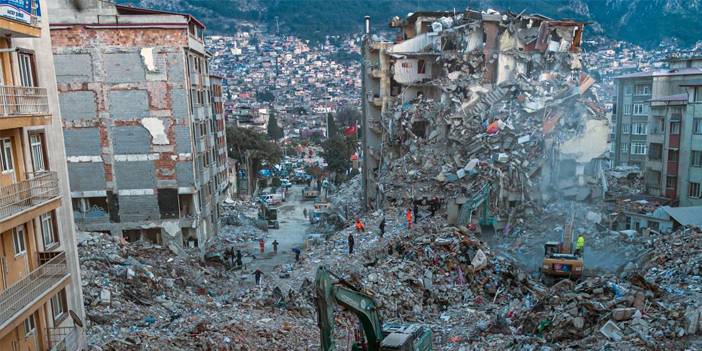 Japon uzman Moriwaki 'En büyük depremler buralarda olacak' dedi, şehir şehir saydı 4