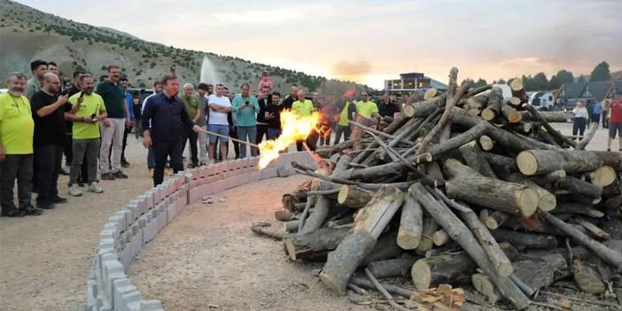 Odunlara dökülen benzin parladı: Vali ölümden döndü 1