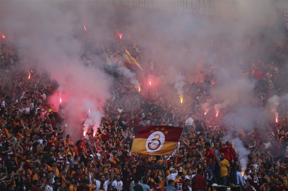 Galatasaray 21. Şampiyonluk Kupası’nı kaldırdı 29