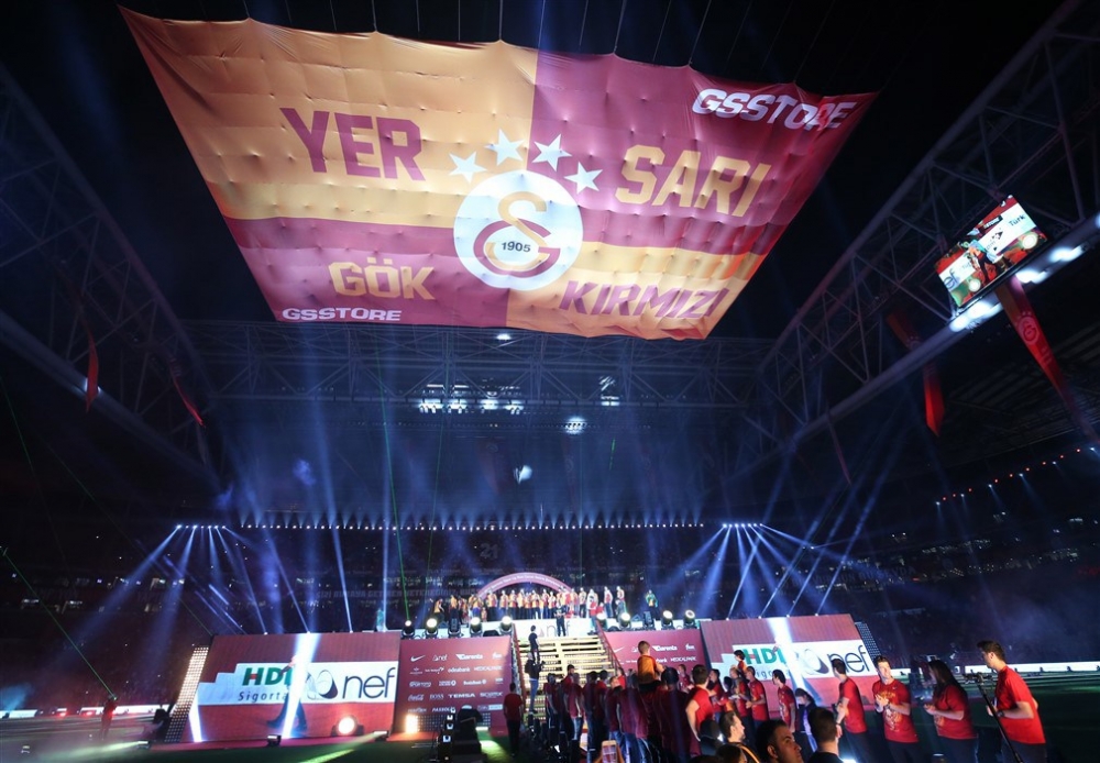 Galatasaray 21. Şampiyonluk Kupası’nı kaldırdı 43