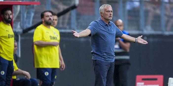 Mourinho, Lille maçı sonrası Fenerbahçeli futbolcuları bir konuda üstüne basa basa uyardı 1