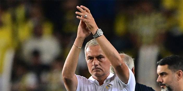 Jose Mourinho rotasyona gidiyor: 2 futbolcuya kulübe yolu göründü 9