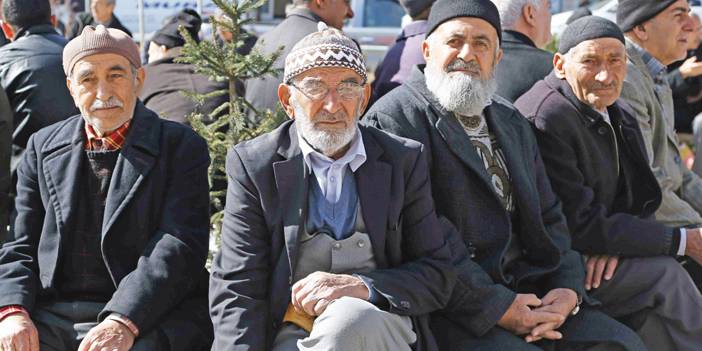 Emeklilere ücretsiz hizmet: Eşleriyle birlikte kullanacaklar! 6