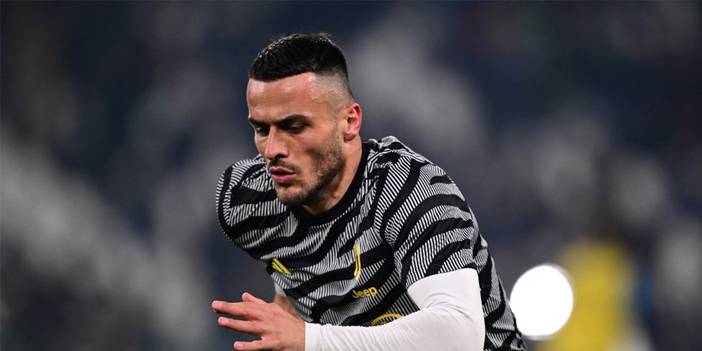 Fenerbahçe de devrede: Kostic transferinde önde olan takımı duyurdular 2