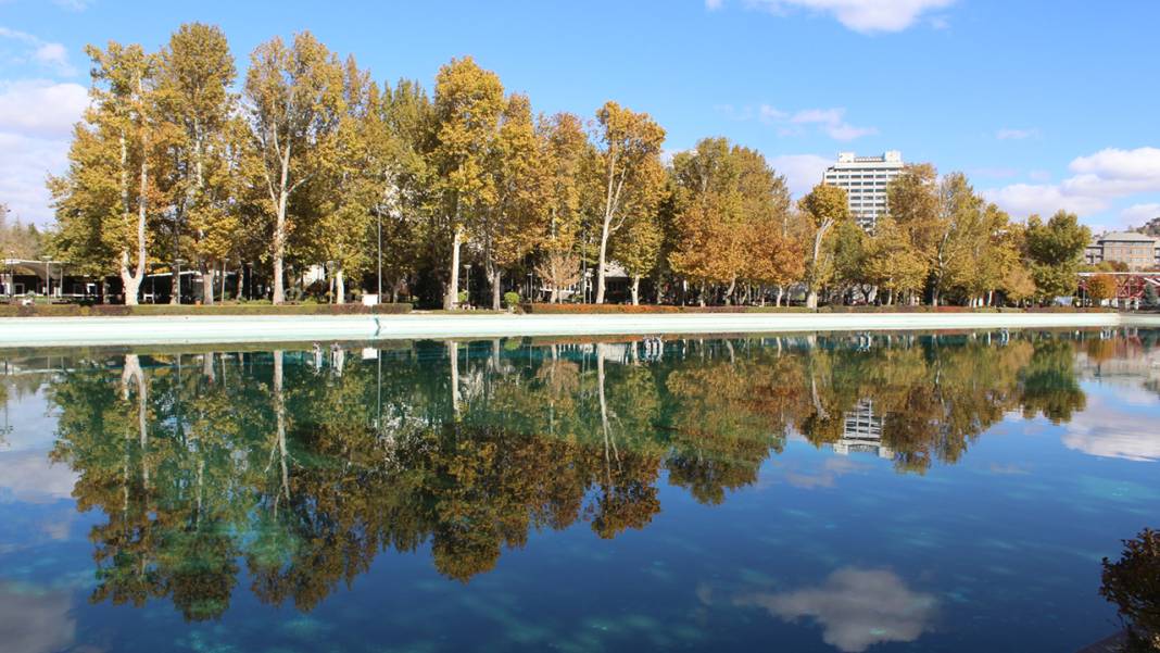 Gençlik Parkı, sonbahar rengine boyandı 2