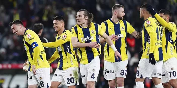 Fenerbahçe’de sakatlık şoku: O iki isim derbiyi kaçırabilir 5