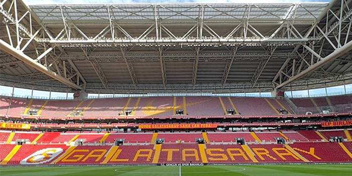 Galatasaray'ın eski yıldızı imzayı attı: İşte yeni takımı! 4