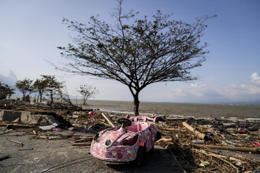 Endonezya'daki deprem ve tsunami sonrası görüntüler 10