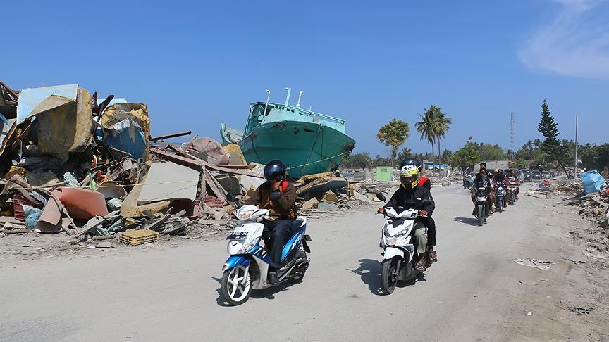 Endonezya'daki deprem ve tsunami sonrası görüntüler 20