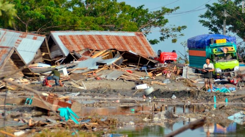 Endonezya'daki deprem ve tsunami sonrası görüntüler 28