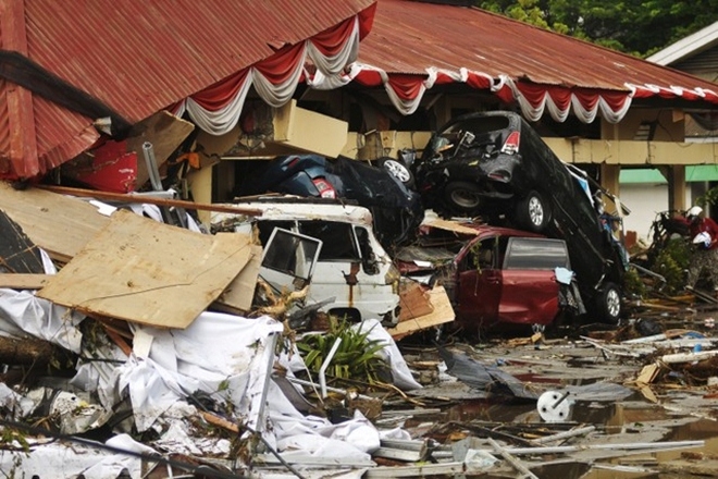 Endonezya'daki deprem ve tsunami sonrası görüntüler 34