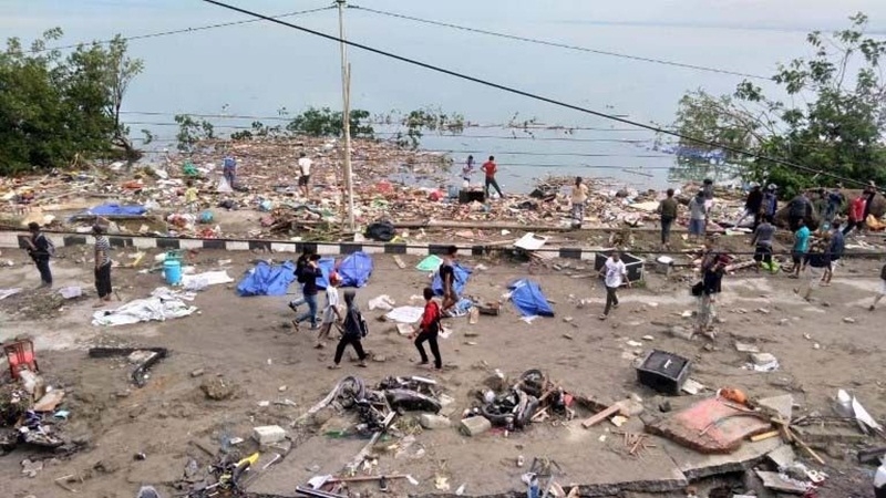 Endonezya'daki deprem ve tsunami sonrası görüntüler 42