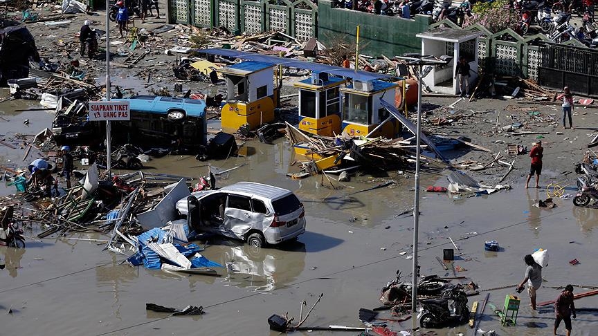Endonezya'daki deprem ve tsunami sonrası görüntüler 7