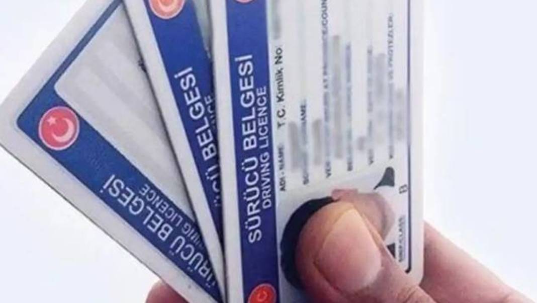 Ehliyeti olanlar dikkat: Onu yapmazsanız araç süremeyeceksiniz! Son gün 31 Temmuz 4