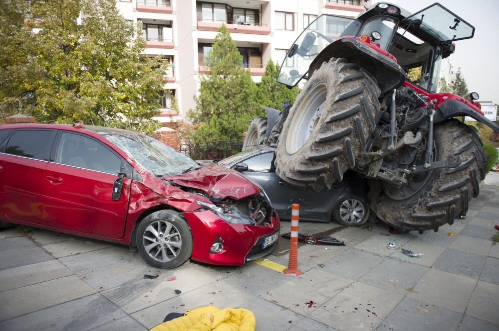 Ankara'yı savaş alanına çeviren traktör şoförünün fotoğrafları! 11