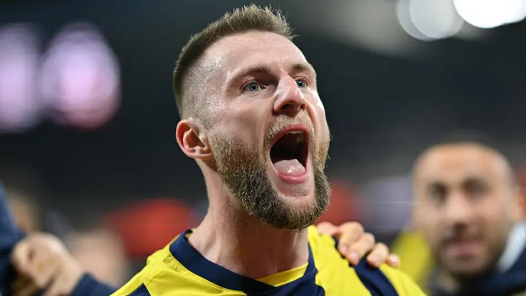 Fenerbahçe’nin başına sarı-kırmızı bela: Cimbom da talip oldu 2