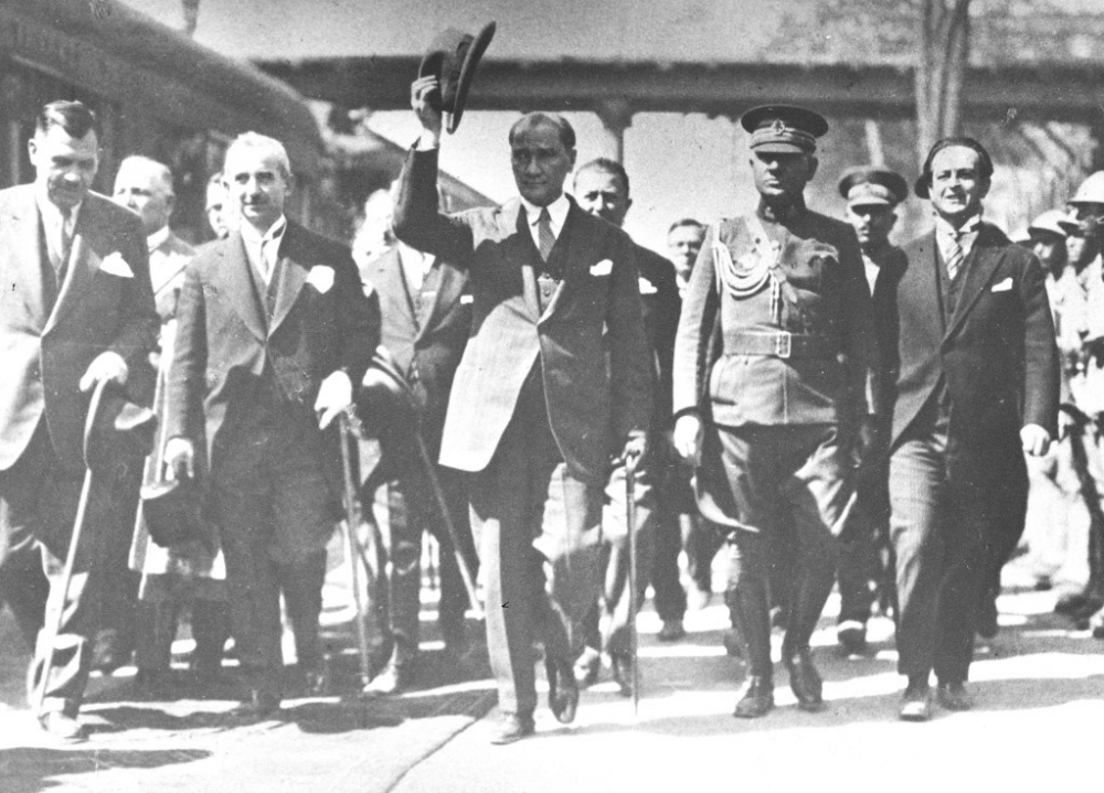 Büyük komutan Atatürk 80 yıldır özlemle anılıyor 25