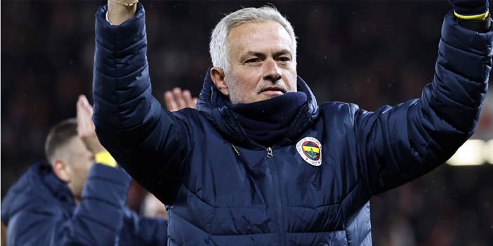 Fenerbahçe'de o defter kapanıyor: Mourinho kararını verdi 3