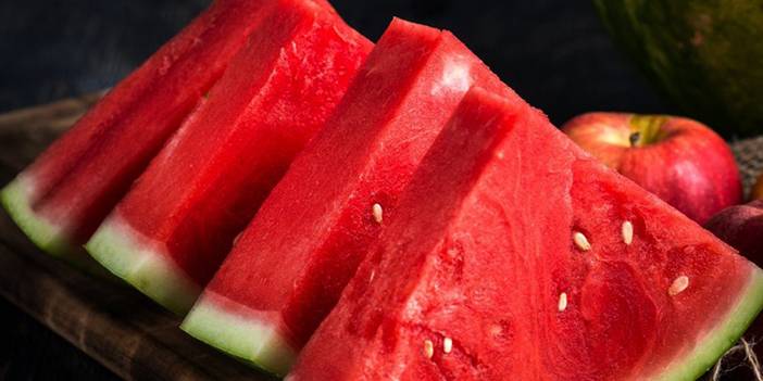 Serinlik mi, sağlık riski mi? Karpuz o hastalığı tetikliyor! 3