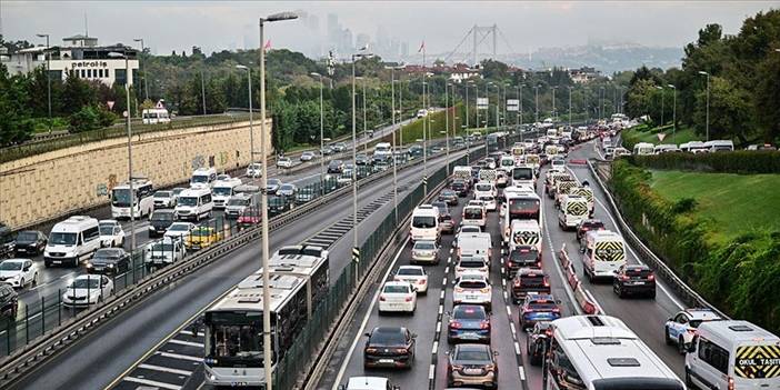 Milyonlarca insanı ilgilendiriyor: Araç kullanıcılarına yeni düzenleme! 4